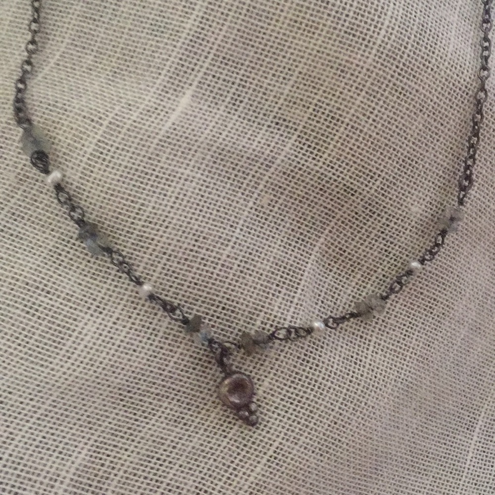 Necklace with semi precious stones and pearl